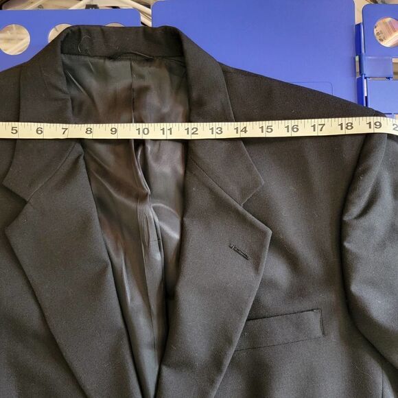 Roundtree & Yorke Dillard's Double Button Suit Jacket Black - Picture 9 of 14